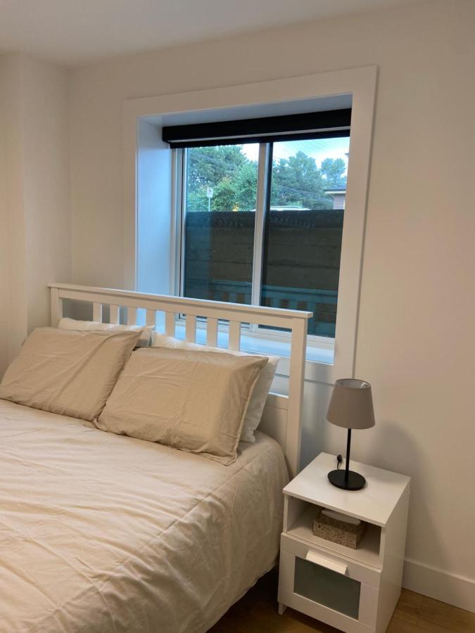 Wecare Guest Suite Burnaby Dış mekan fotoğraf