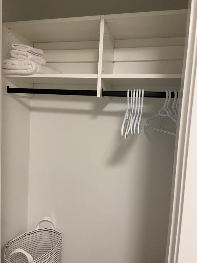 Wecare Guest Suite Burnaby Dış mekan fotoğraf